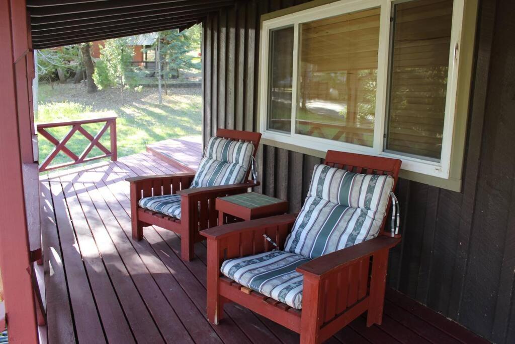 Rustic Chapparal Cabin At Bass Lake Heights Vila Oakhurst Exterior foto